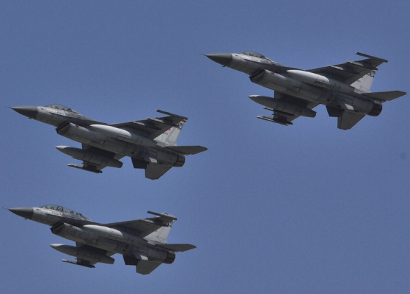 TURKISH AIR FORCE RACING WITH ITS ERA
Turkey Air Display 2011 Takes Place at Çiğli, Izmir